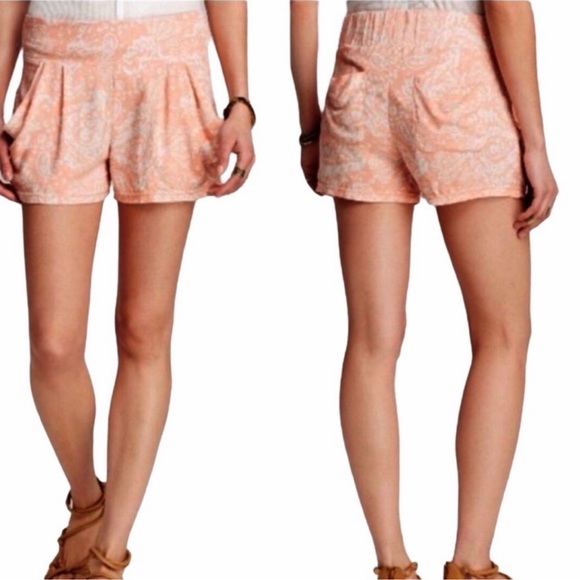 Free People Paisley Print Drape Pockets Shorts Peach Tea Combo Medium - Picture 1 of 15